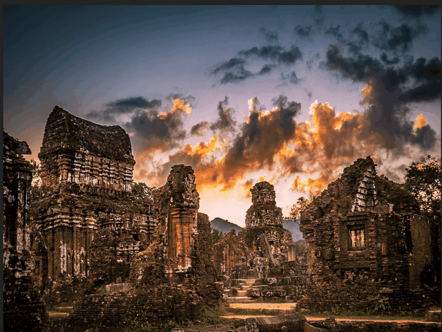 Central Vietnam Bicycle Tour Da Nang, Hoian, My Son 3 Days